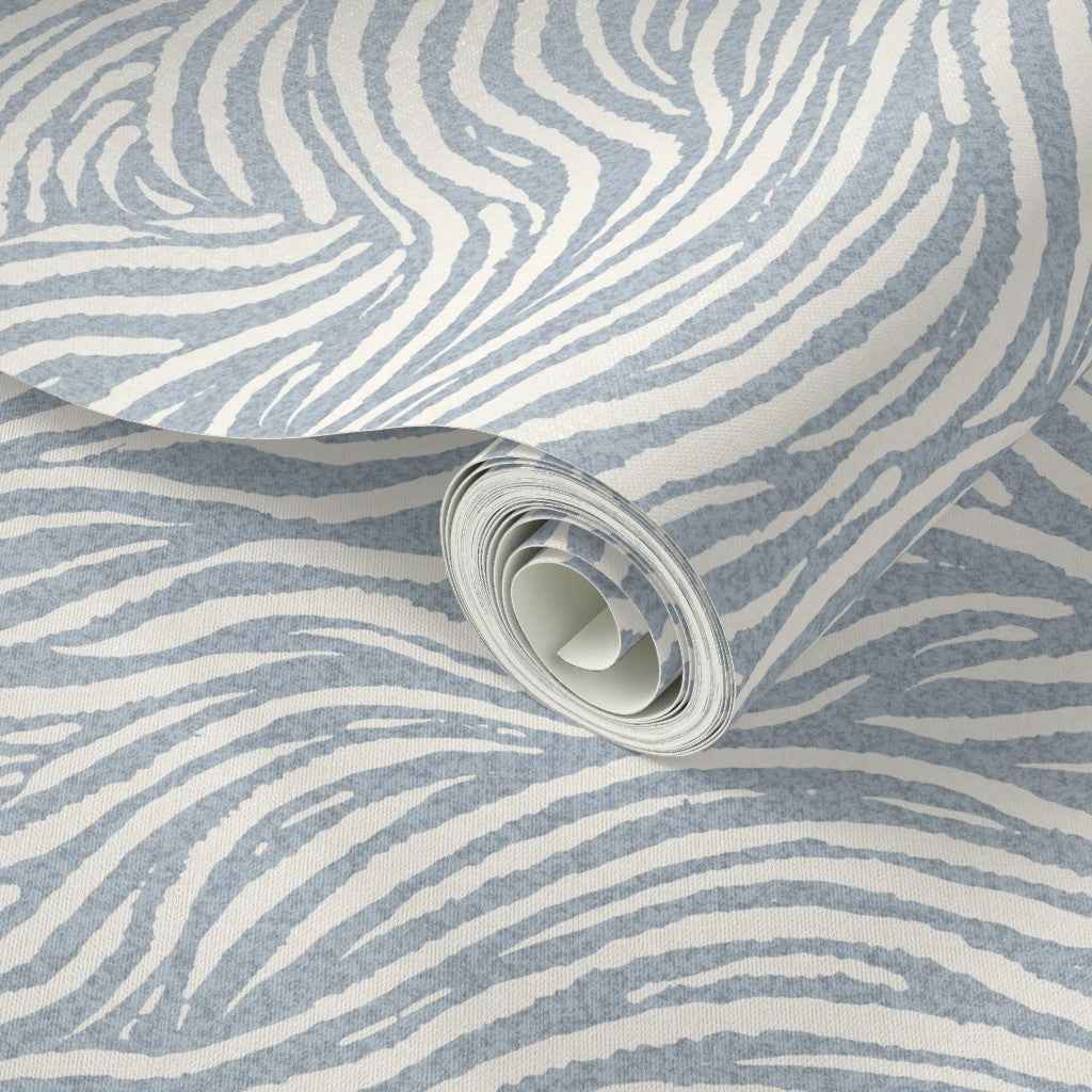 Coastal Waves Wallpaper in Blue: Minimalist Ocean-Inspired Design for Modern Interiors